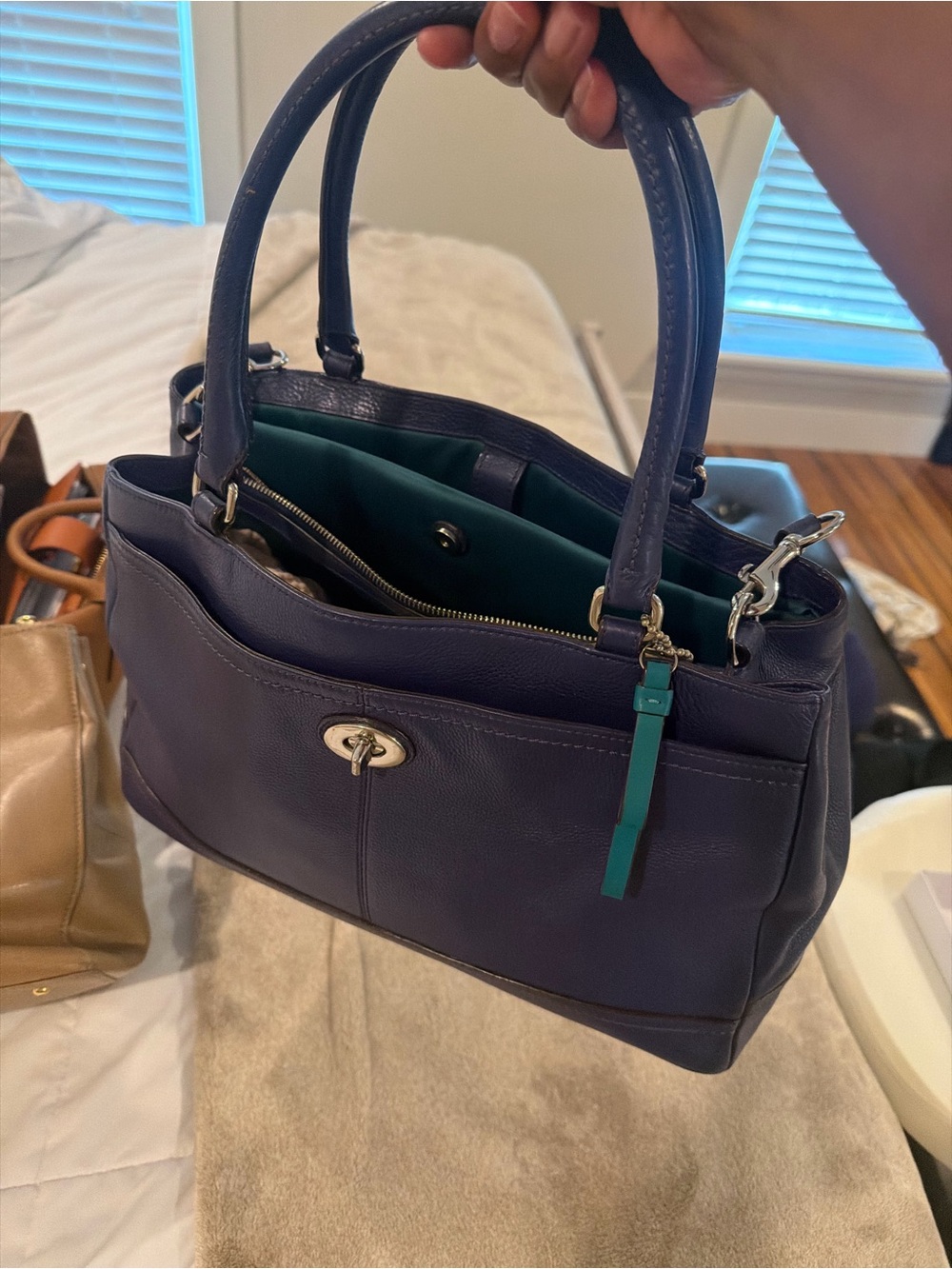Coach Park Carryall Blue Leather and Emerald lining. - Picture 13 of 13